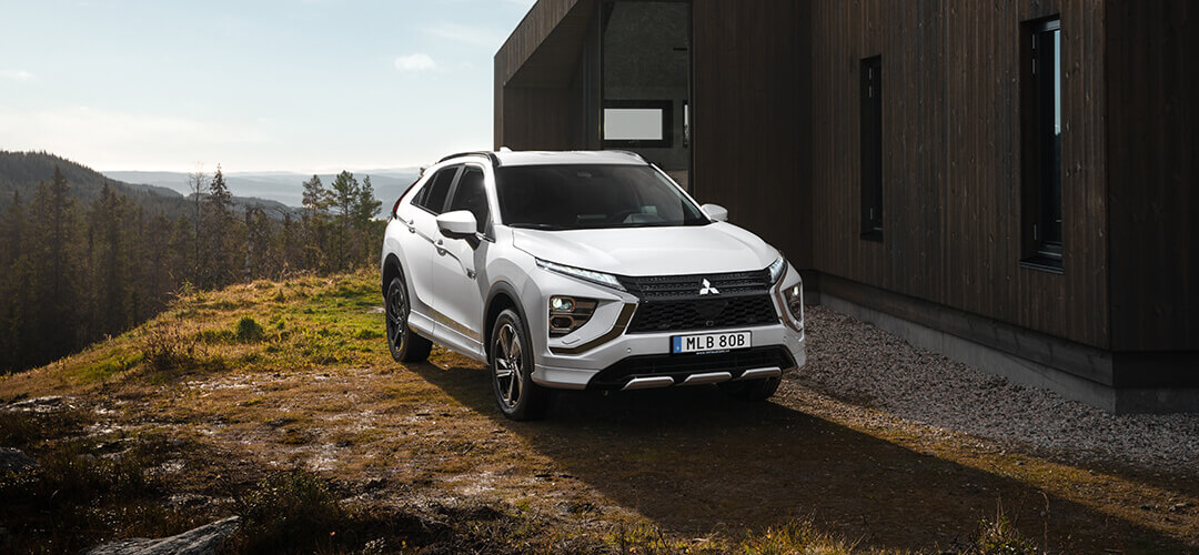 Eclipse-Cross-PHEV-MY21-1-500px-pub21